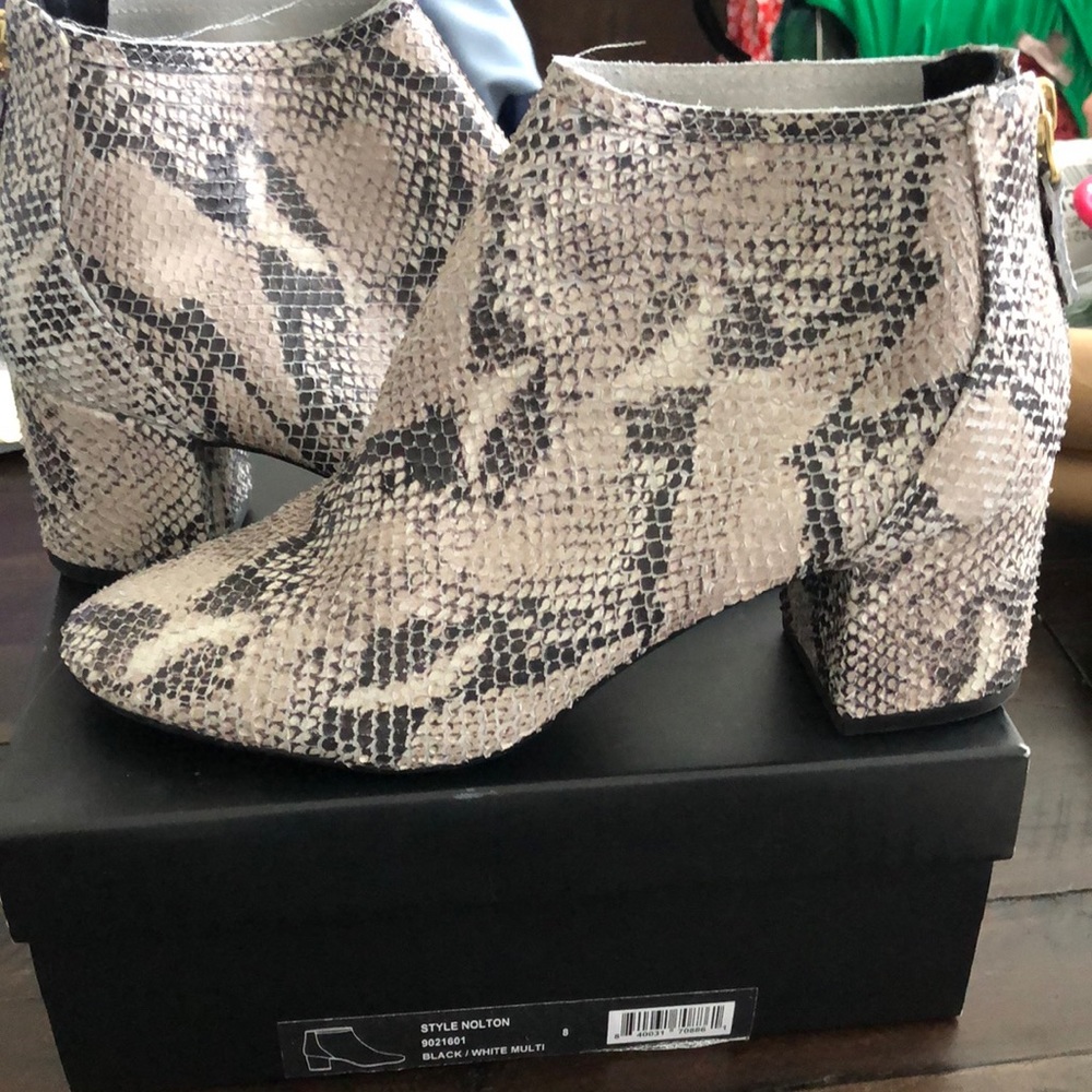 Cecelia booties
